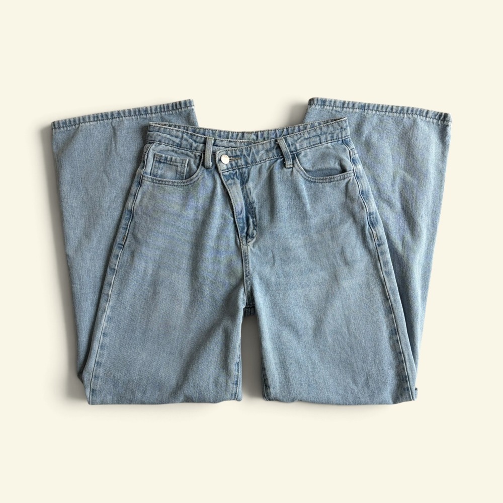 HDLTE High Waisted Crossover Asymmetric Wide Leg Baggy Jeans Light Wash Size S
